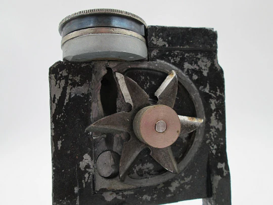 Clou office mechanical pencil sharpener. Cast iron painted