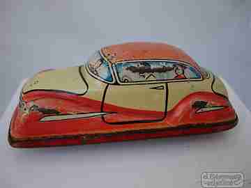 Coche hojalata litografiada color. Años 50. Alemania. Cuerda
