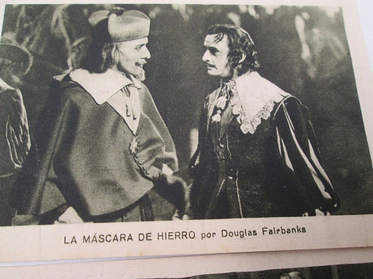 Colección de 25 cromos. La Máscara de Hierro de Douglas Fairbanks. Chocolates San Antonio