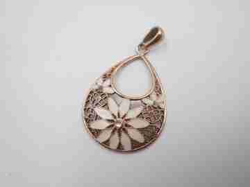 Colgante calado para mujer. Plata de ley vermeil y esmalte. Italia. 1990