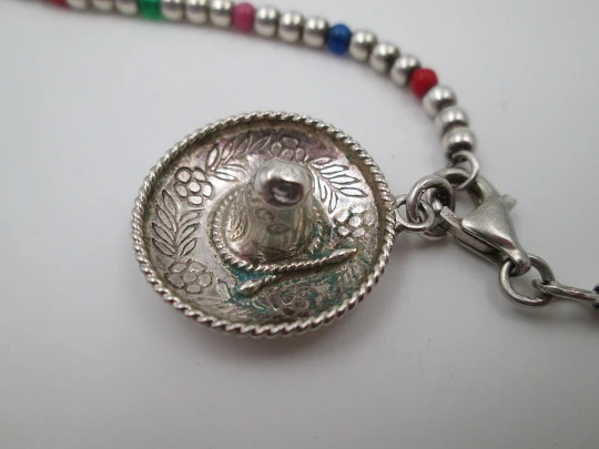 Collar mujer plata de ley. Cordón con esferas y colgante sombrero. 1980