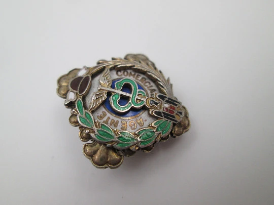 Commercial agent lapel emblem. Sterling silver and colours enamel. 1950's. Spain