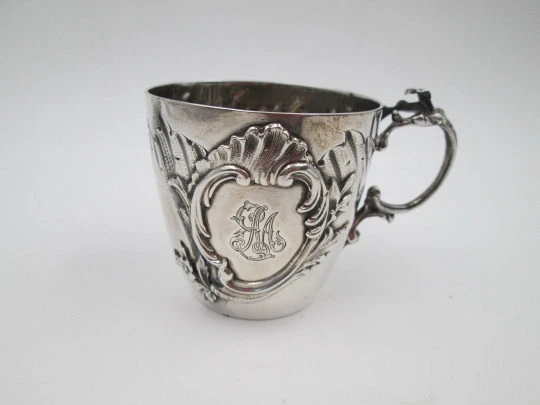 Copa de vino Henri Soufflot. Plata de ley. Cartela rococó y motivos florales. 1900