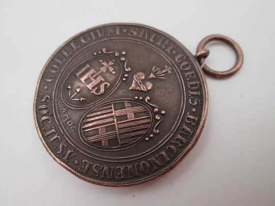 Copper medal. Sacred Heart School Barcelona. Handle and ring on top. 1950's. Spain
