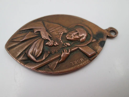 Copper medal. Virgin with Child / Jesus with Cross and Sacred Heart. Spain. 1930's