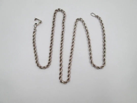 Cordón grueso trenzado unisex. Plata de ley 925. Cierre de pestaña. Europa. 1990