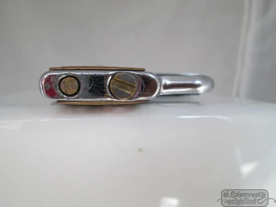 Corona. Gun shaped. Japan. 1950's. Enamel. Automatic lighter