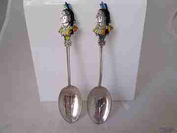 Couple coffee spoon. Silver and polychrome enamel. Canada