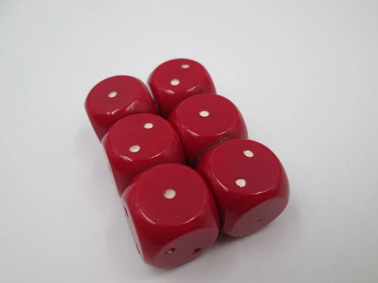Couple dice lighters. Red plastic and golden metal. Germany. 1970