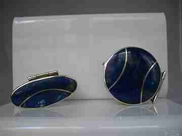 Couple of pill boxes. Sterling silver. 1970's. Blue and black enamel
