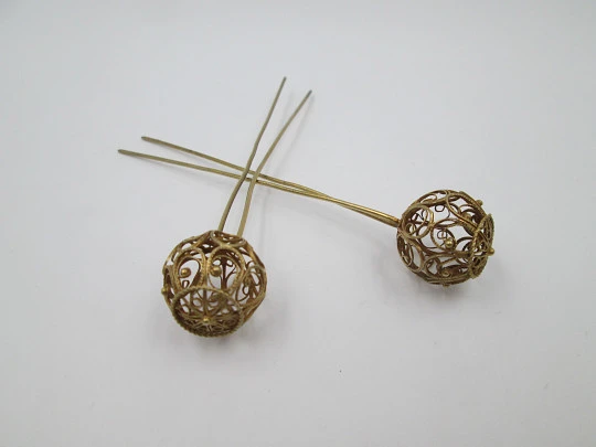 Couple women's hair pins. Regional jewelry. Silver vermeil. Filigree balls