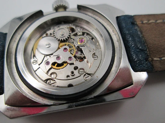 Cristal Watch ladie's wristwatch. Automatic. Stainless steel. Calendar. 1974