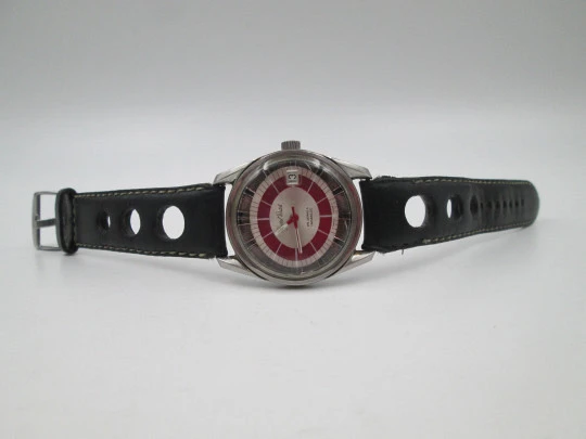 Cristal Watch. Automatic. Stainless steel. Calendar. Tricolor dial. Swiss. 1970's