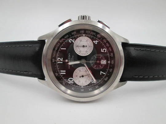 Cronógrafo automático Hamilton Khaki. Acero inoxidable. Esfera negra. Suiza. 2010