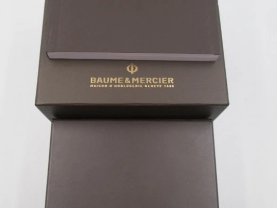 Cronógrafo Baume & Mercier Clifton. Automático. Estuche. Acero. Calendario Cronógrafo Baume & Mercier Clifton. Automático. Estuche. Acero. Calendario