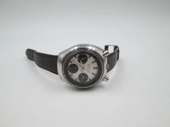 Cronógrafo Citizen Bullhead Panda. Automático. Día y fecha. Acero. 1970
