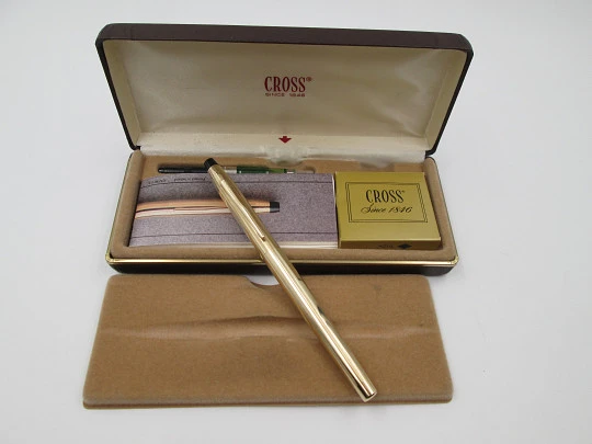 Cross Century Classic. 10k rolled gold. Lines pattern. Box. Converter. 1990's