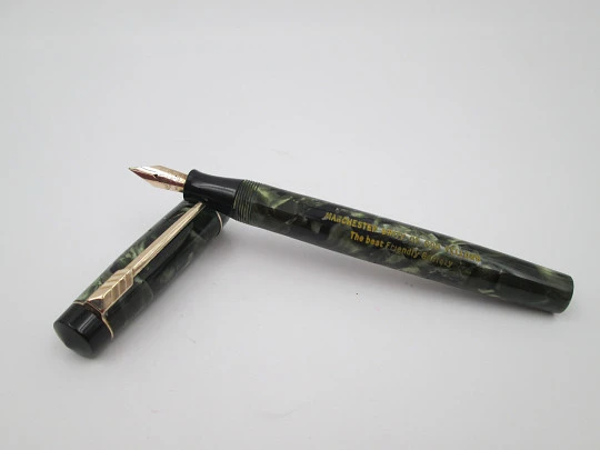 Croxley Dickinson fountain pen. Marble celluloid & gold plated. Lever filler. England