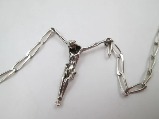 Crucifix with openwork links chain. 925 sterling silver. Spring ring clasp. 1990's