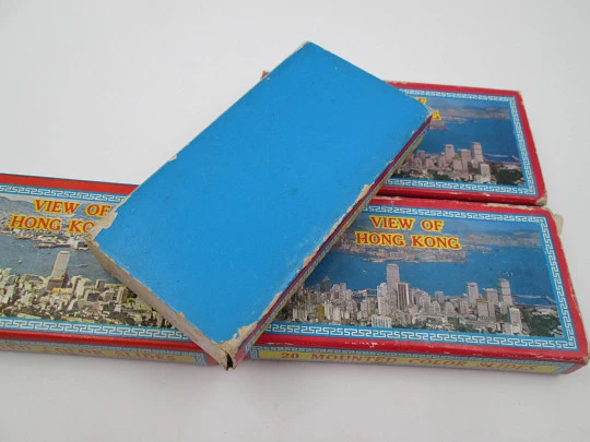 Cuatro cajas de diapositivas de Hong Kong. 44 imágenes color película Eastman. 1970