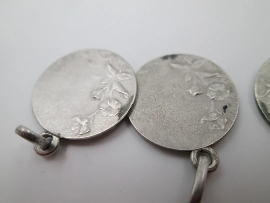 Cuatro medallas religiosas plata de ley. Santos, Jesús y Virgen. 1960