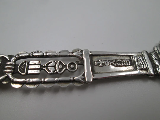 Cuchara ornamental calada. Plata de ley. Faraón y Ojo de Horus. Egipto. 1980