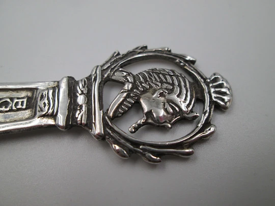 Cuchara ornamental calada. Plata de ley. Faraón y Ojo de Horus. Egipto. 1980