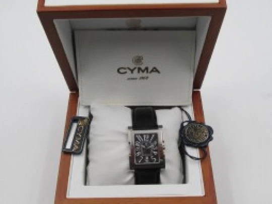 Cyma Le Locle. Rectangular case. Quartz. Steel. Box. Date