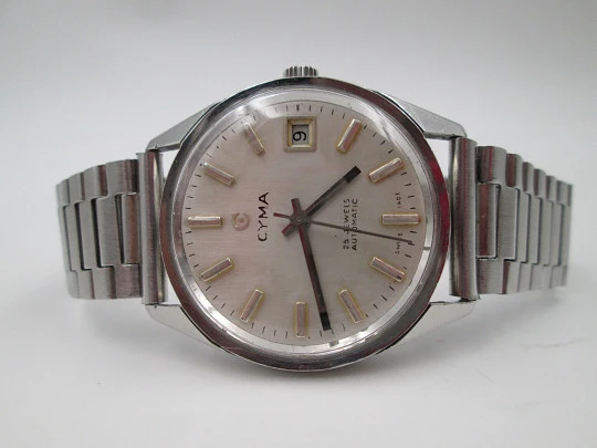 Cyma Navystar. Stainless steel. Automatic. Calendar. Bracelet. 1960's