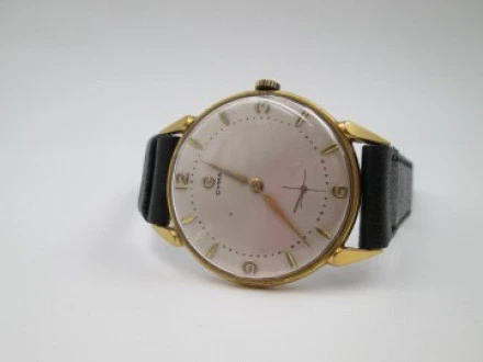 Relojes cyma de oro y de cuerda outlet