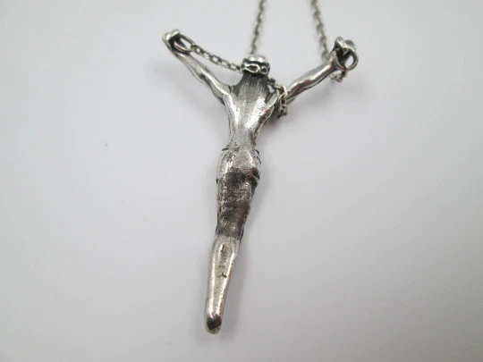 Dali's Christ with open link chain. 925 sterling silver. Ring clasp. Spain. 1990's