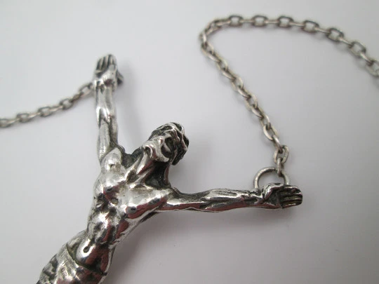 Dali's Christ with open link chain. 925 sterling silver. Ring clasp. Spain. 1990's