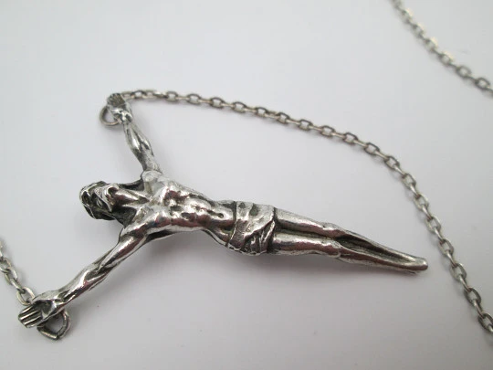 Dali's Christ with open link chain. 925 sterling silver. Ring clasp. Spain. 1990's