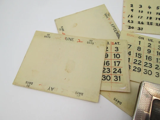 Deakin & Francis desk table calendar. Sterling silver and wood. 1930's