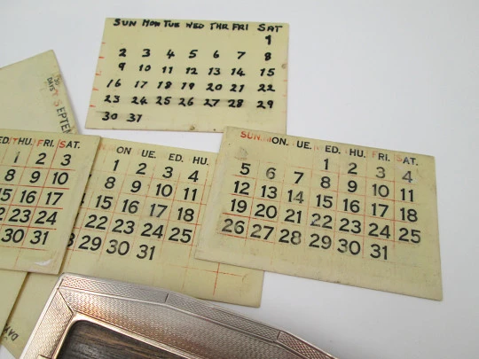 Deakin & Francis desk table calendar. Sterling silver and wood. 1930's