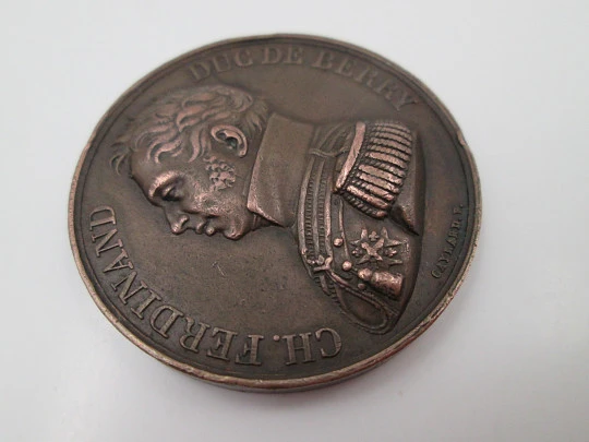 Death of Charles Ferdinand Duke of Berry copper medal. Raymond Gayrard. 1820