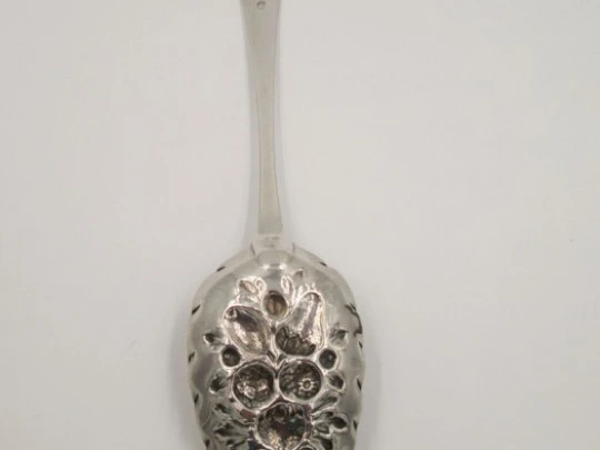 Decorative silver spoon. 18th century. Richard Crossley. Fruits