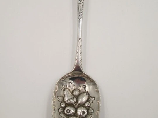 Decorative silver spoon. 18th century. Richard Crossley. Fruits