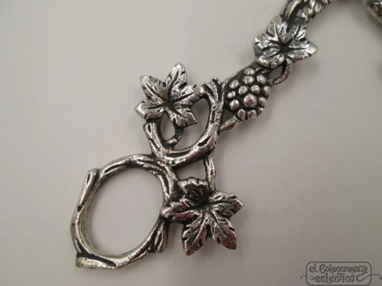 Decorative sterling silver scissors. Vine leaves and grapes