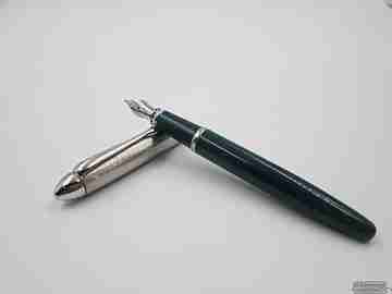 Delta Graffiti. Sterling silver & green resin. Converter. Steel nib