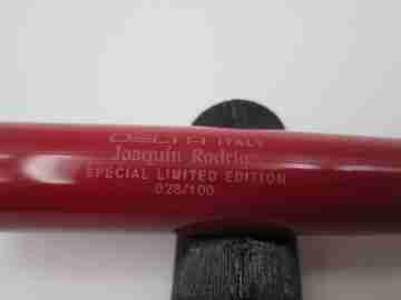 Delta Joaquín Rodrigo. Edición especial limitada. Resina burdeos y plata vermeil