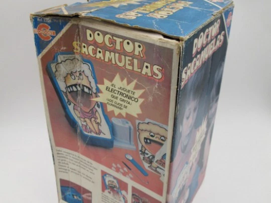 Dentist Game. Electronic toy. Congost, 1983. Plastic & cardboard. Box