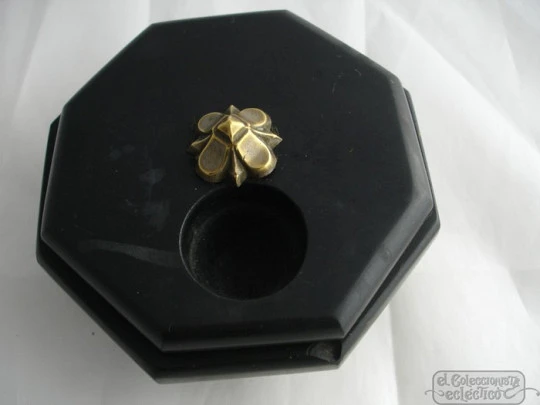 Desk inkwell. Black stone. Bronze flower. Octagonal shape