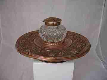 Desk inkwell. Copper. 1960's. Dish. Engravings. Cut crystal
