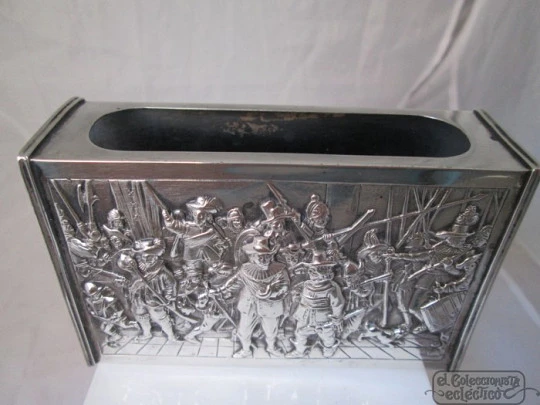Desk matchbox. 750 thousandths silver. Vienna. End 19th century