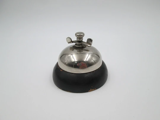 Desk / table / hotel bell. Silver metal and wood. Wind-up. 1950's