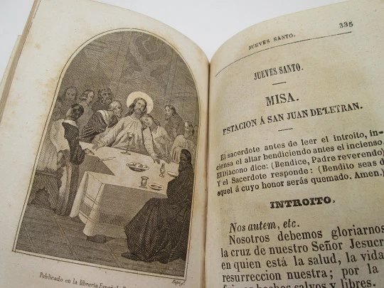 Devocionario Diamante Divino Semana Santa. Terciopelo azul y adornos dorados
