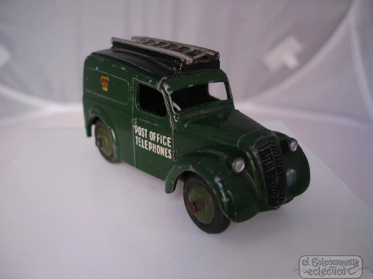 Dinky Toys Telephone Service van. Meccano Ltd. Zinc alloy. 1950's