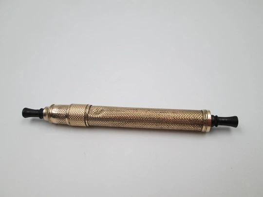 Dip calligraphy pen. Gold plated & hard rubber. Extendable end. Guilloche. Europe. 1900's