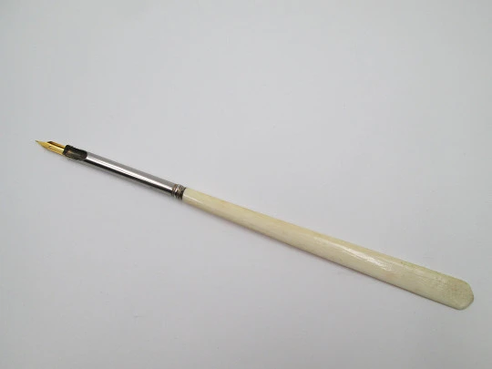 Dip calligraphy pen. Ivory and silver plated. Gold plated nib. Europe. 1950's